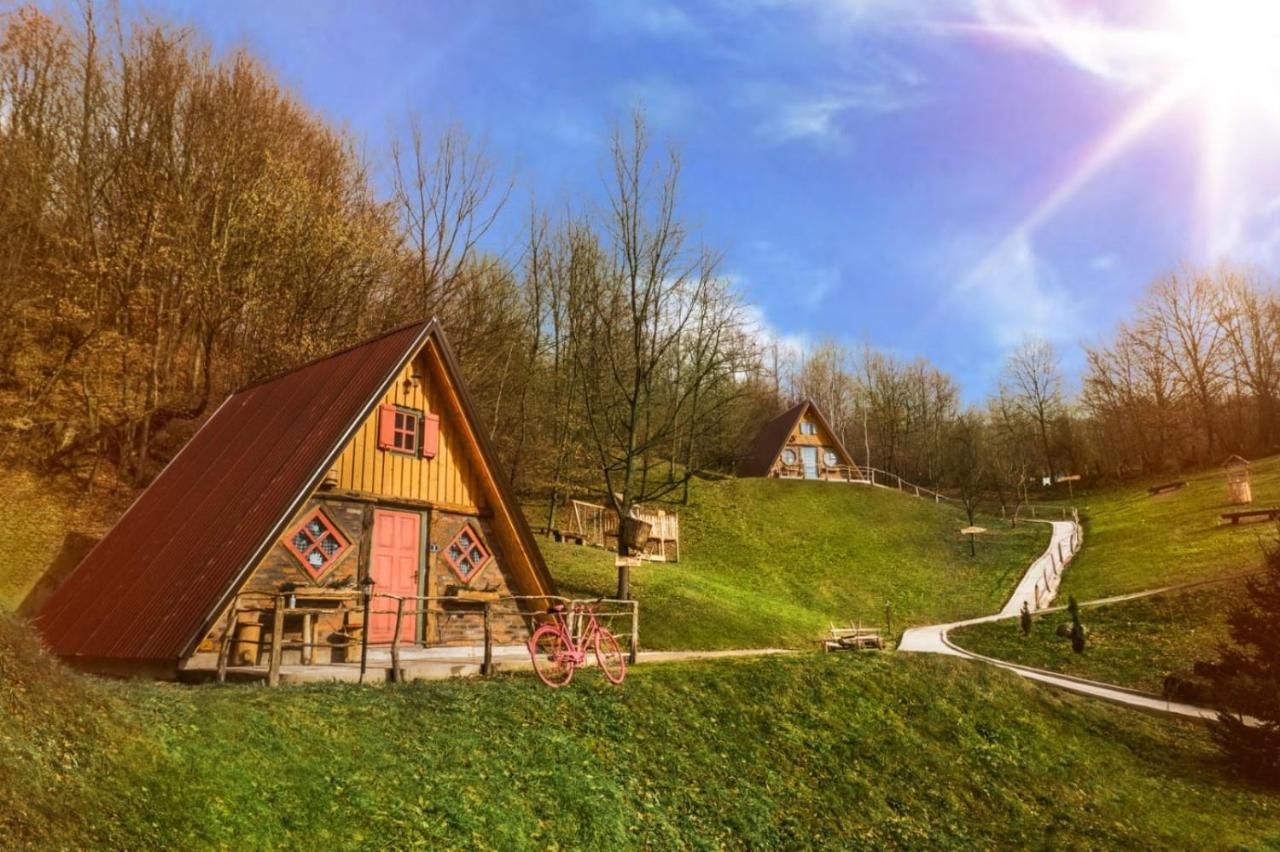 Etno Village Dolina Srece Vitez Bagian luar foto