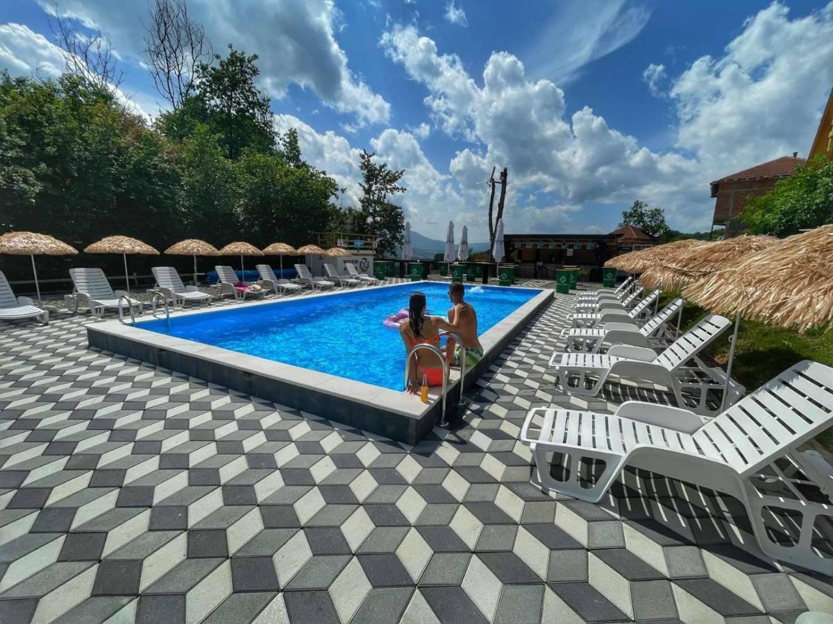 Etno Village Dolina Srece Vitez Bagian luar foto